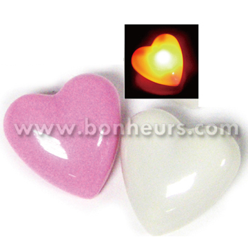 FLASH HEART PIN